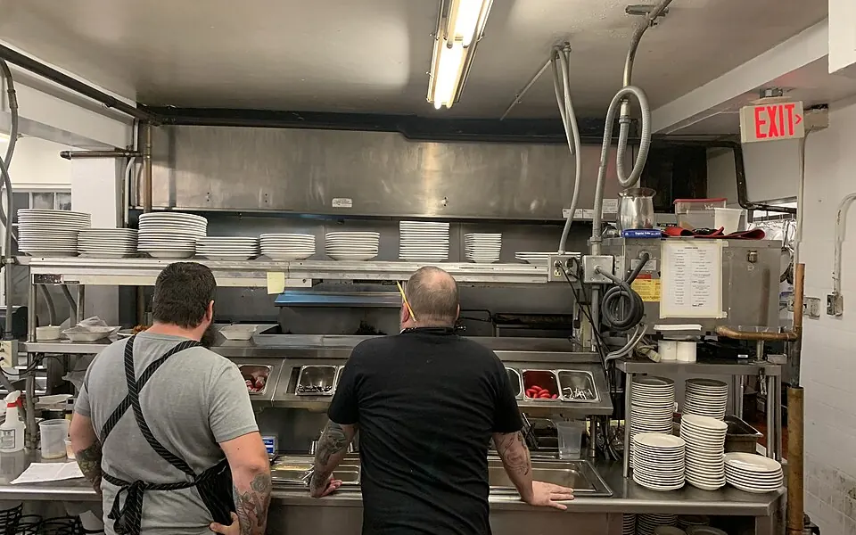 Energy optimisation for restaurant and commercial kitchen operations